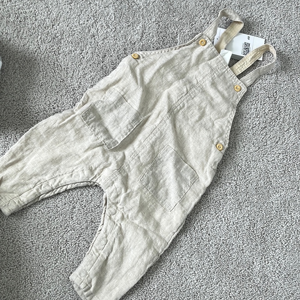 Baby suspenders
